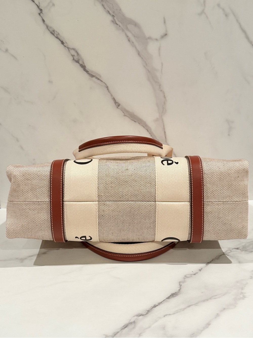 Chloé Woody Tote Bag Medium - Picture 6 of 16